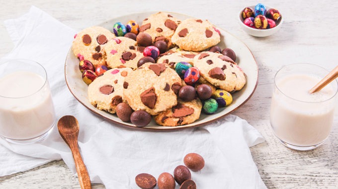 Super-easy chunky Easter cookies
