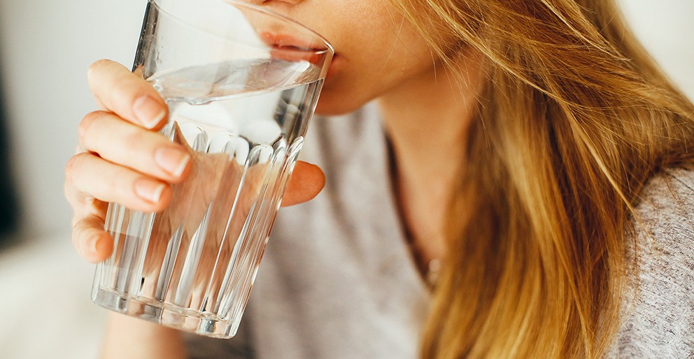 Metabolism-boosting foods: drink more water