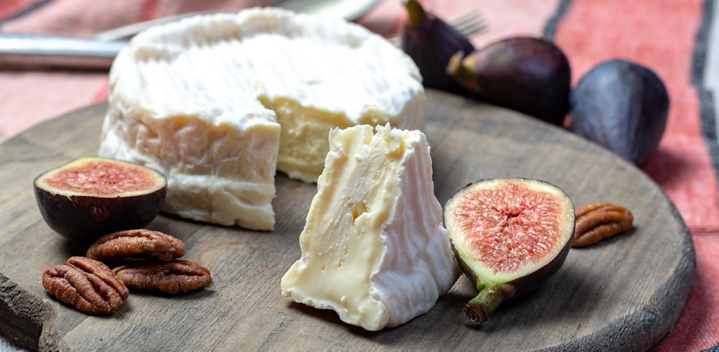 Raw milk cheese: Camembert de Normandie