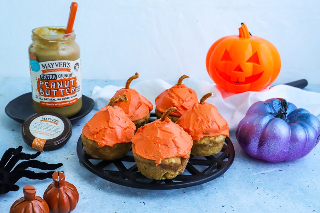 Healthy Halloween treats: Halloween pumpkin cupcakes
