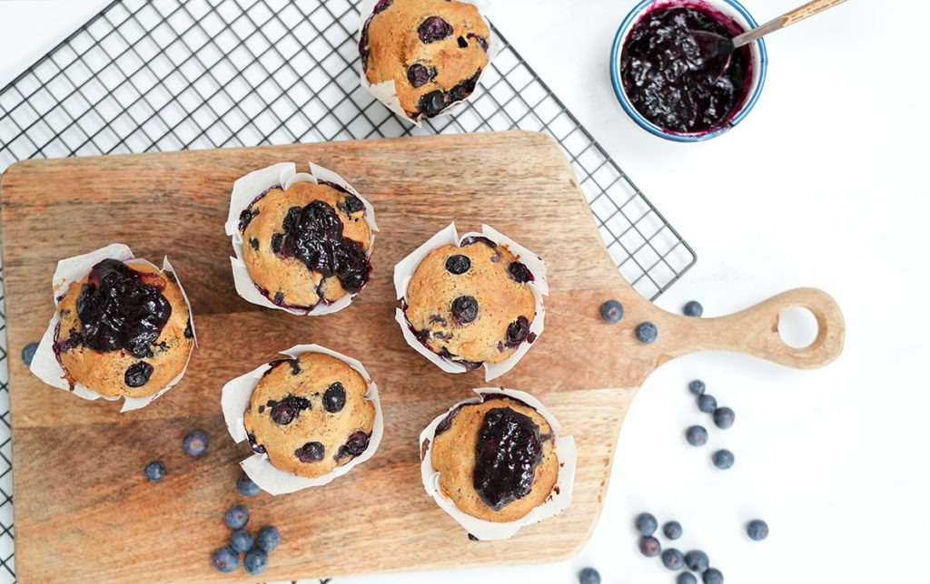 Sweet and easy blueberry recipes: blueberry, lemon and poppyseed muffins