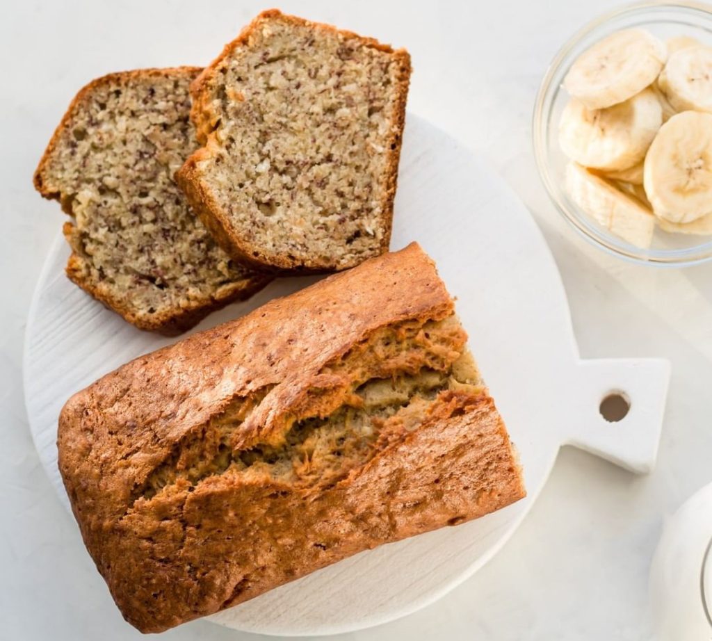 Healthy sweets: gluten-free banana bread